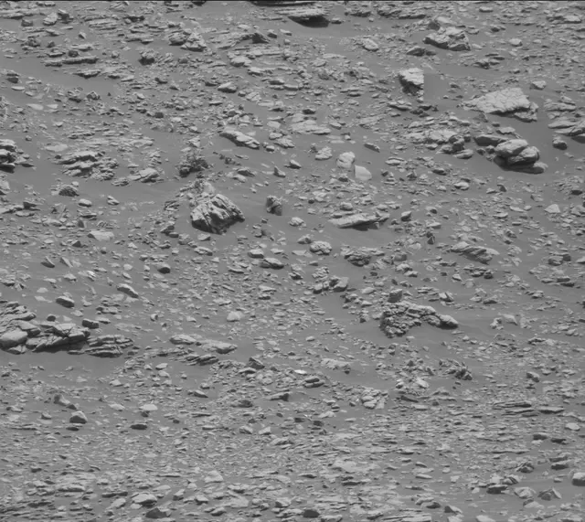 Sol 2933: Mast Camera (Mastcam)