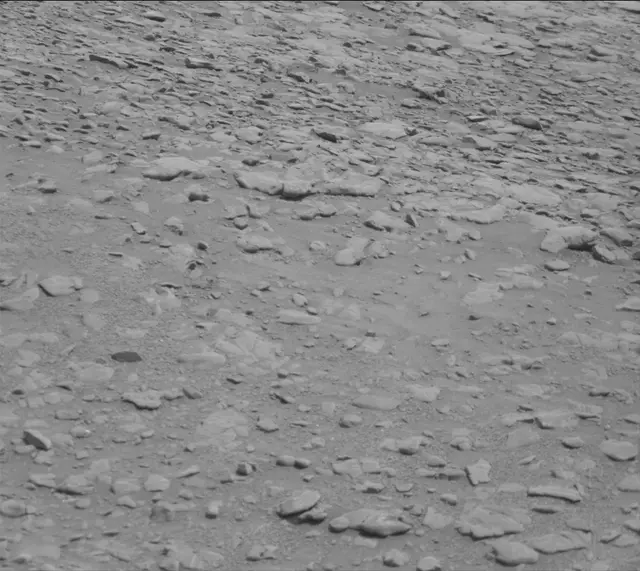 Sol 2933: Mast Camera (Mastcam)