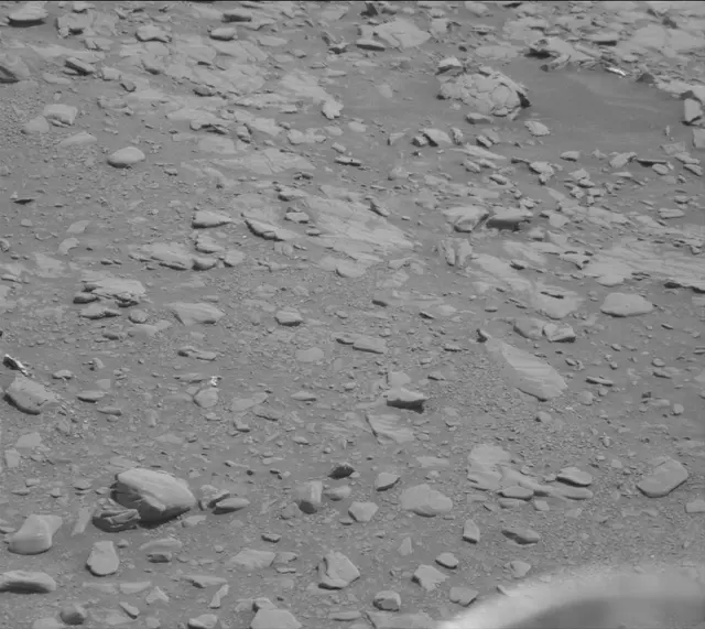 Sol 2933: Mast Camera (Mastcam)