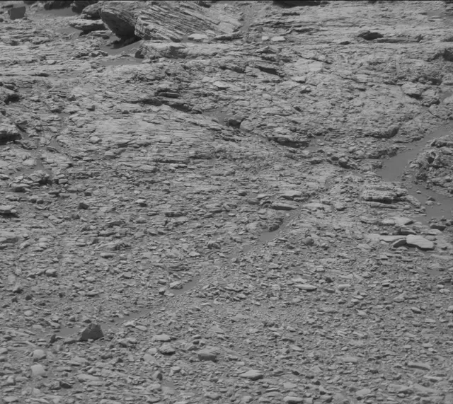 Sol 2933: Mast Camera (Mastcam)
