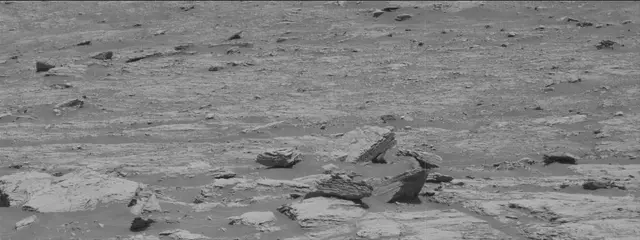 Sol 2935: Mast Camera (Mastcam)