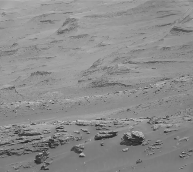 Sol 2935: Mast Camera (Mastcam)