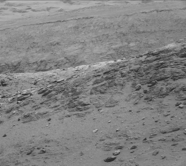 Sol 2935: Mast Camera (Mastcam)