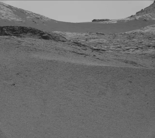 Sol 2935: Mast Camera (Mastcam)