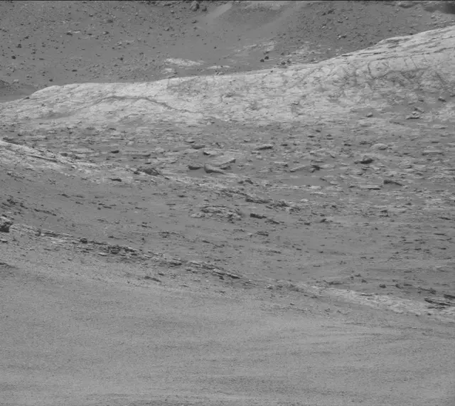 Sol 2935: Mast Camera (Mastcam)