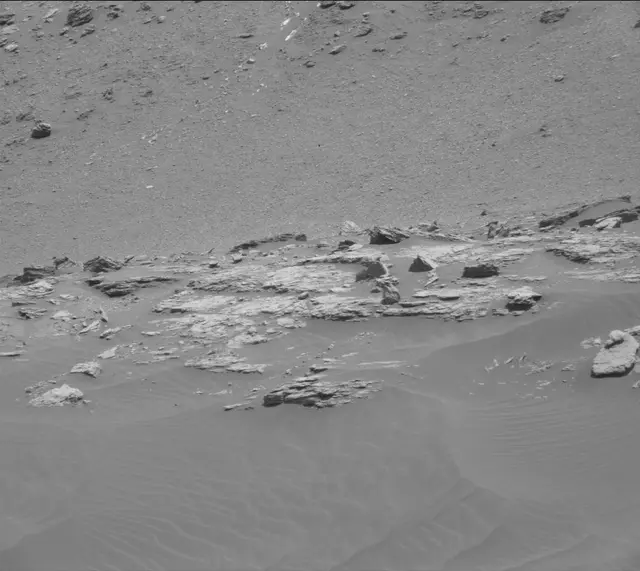 Sol 2935: Mast Camera (Mastcam)