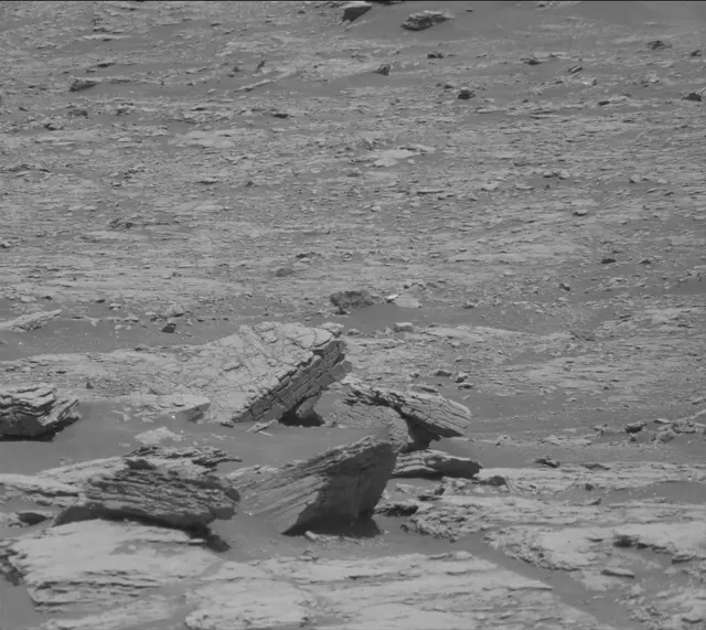 Sol 2935: Mast Camera (Mastcam)