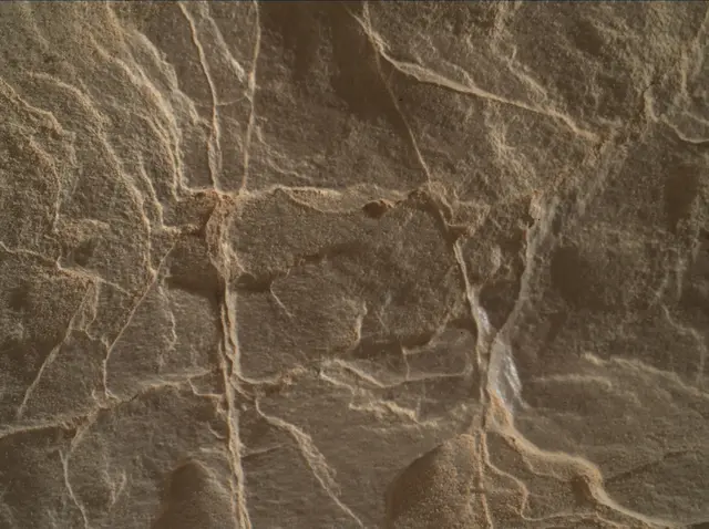 Sol 2935: Mars Hand Lens Imager (MAHLI)