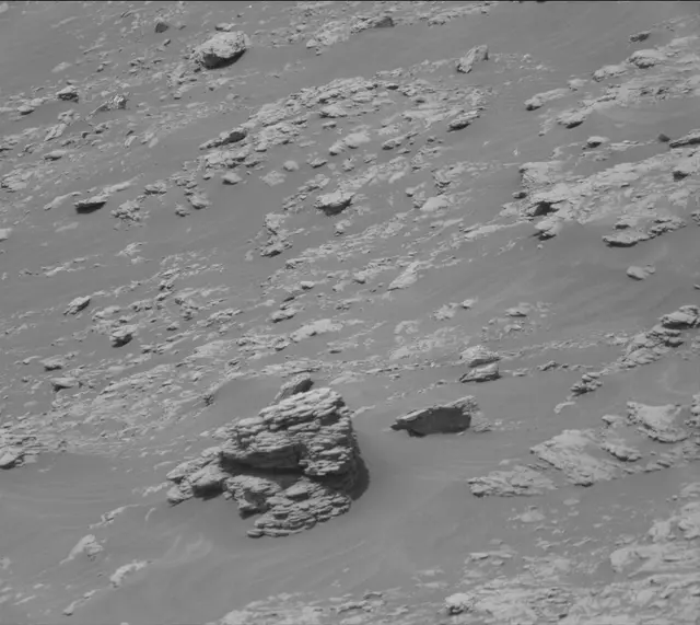 Sol 2938: Mast Camera (Mastcam)
