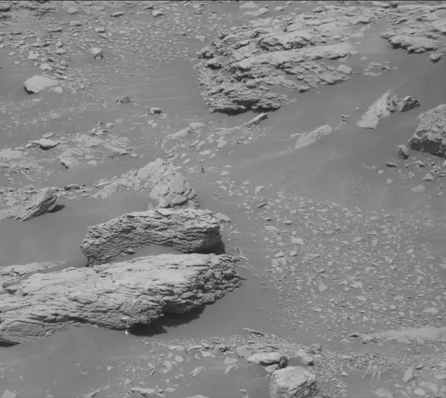 Sol 2938: Mast Camera (Mastcam)