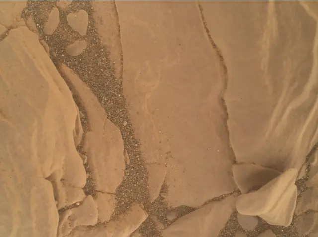 Sol 2938: Mars Hand Lens Imager (MAHLI)