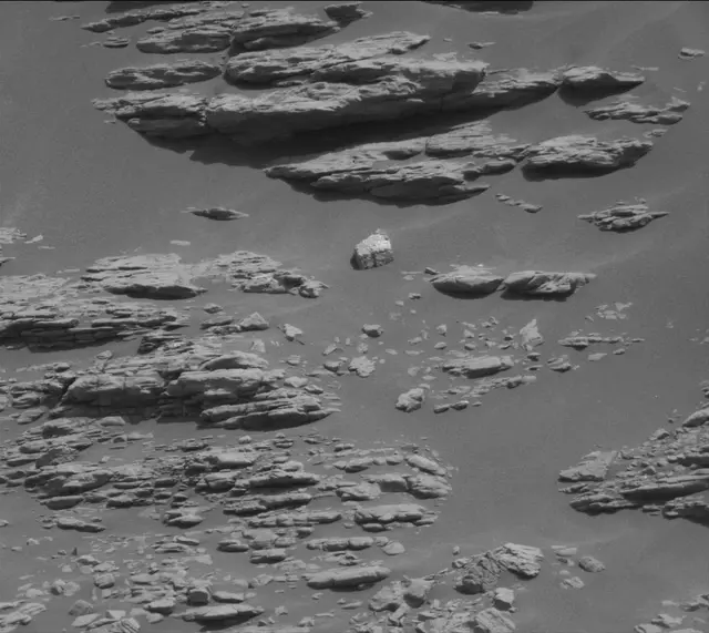Sol 2940: Mast Camera (Mastcam)