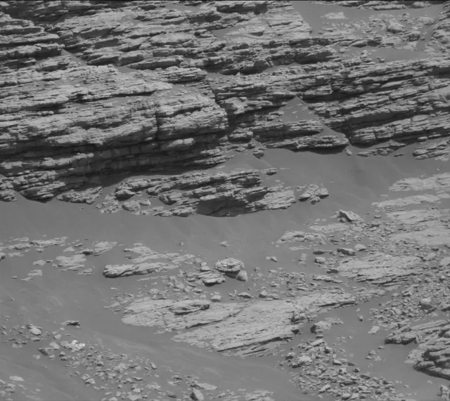 Sol 2940: Mast Camera (Mastcam)