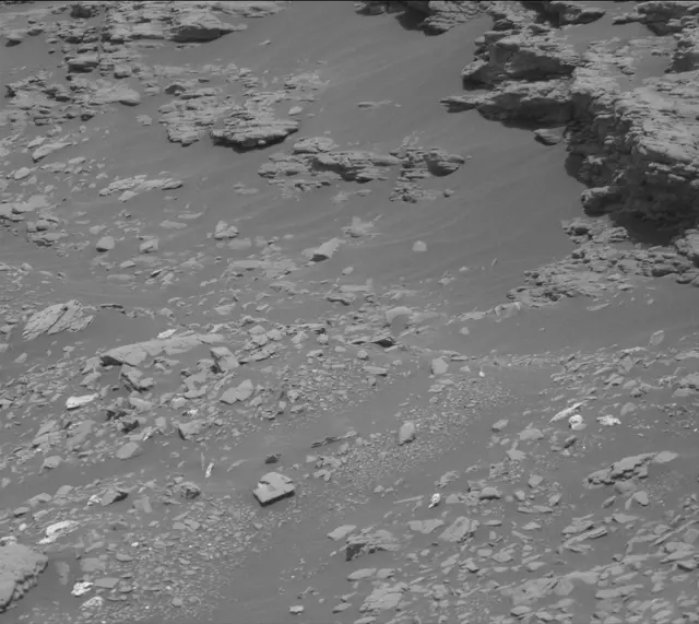 Sol 2940: Mast Camera (Mastcam)