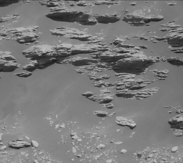 Sol 2940: Mast Camera (Mastcam)