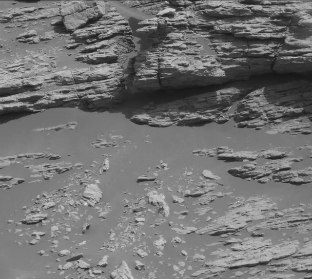 Sol 2940: Mast Camera (Mastcam)