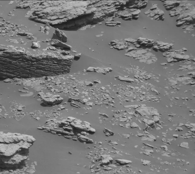 Sol 2940: Mast Camera (Mastcam)