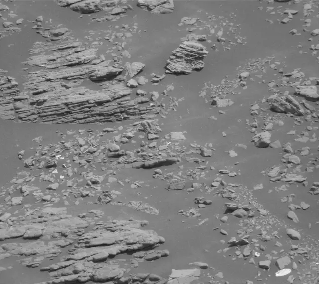 Sol 2940: Mast Camera (Mastcam)