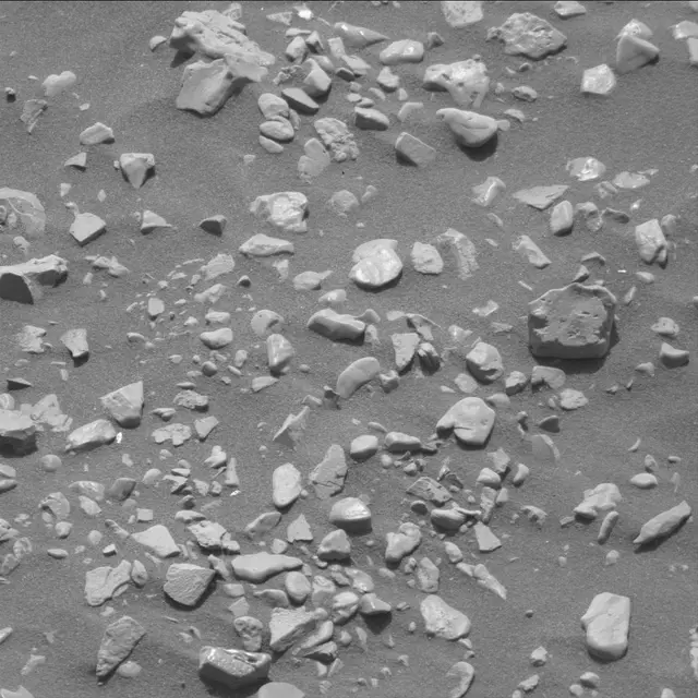 Sol 2940: Mast Camera (Mastcam)