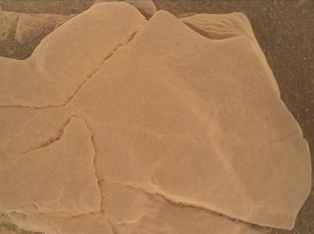 Sol 2940: Mars Hand Lens Imager (MAHLI)