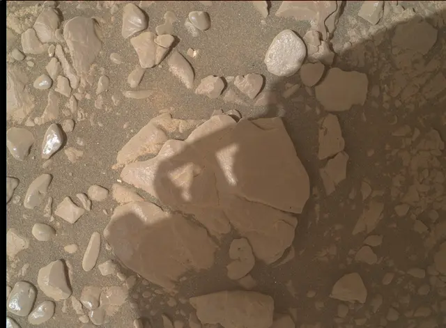 Sol 2940: Mars Hand Lens Imager (MAHLI)