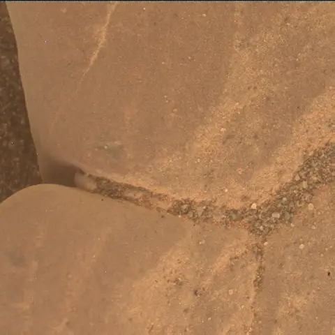 Sol 2942: Mars Hand Lens Imager (MAHLI)