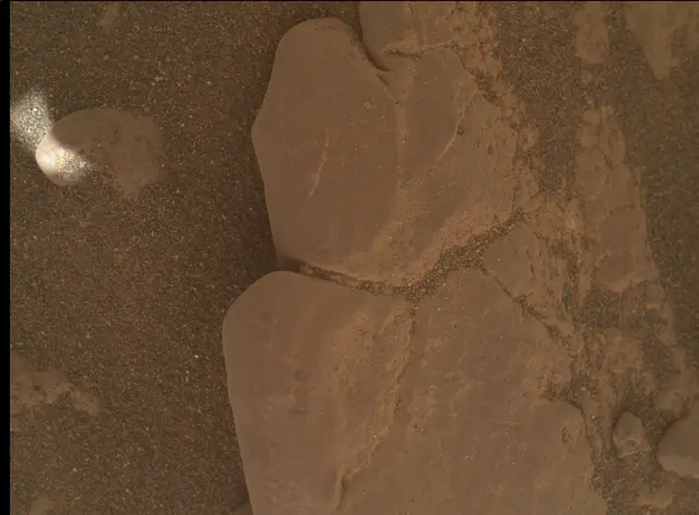 Sol 2942: Mars Hand Lens Imager (MAHLI)