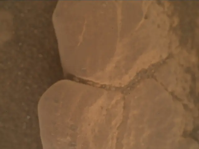Sol 2942: Mars Hand Lens Imager (MAHLI)