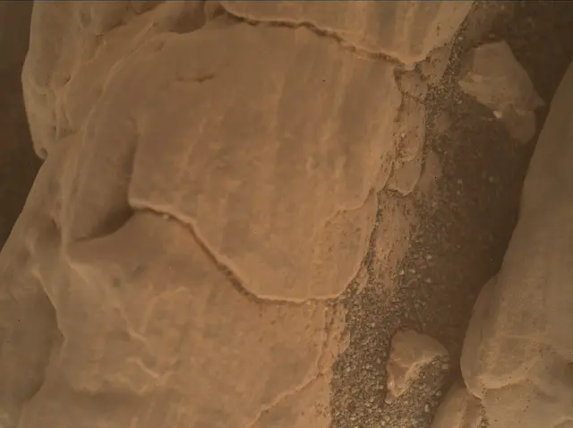 Sol 2942: Mars Hand Lens Imager (MAHLI)