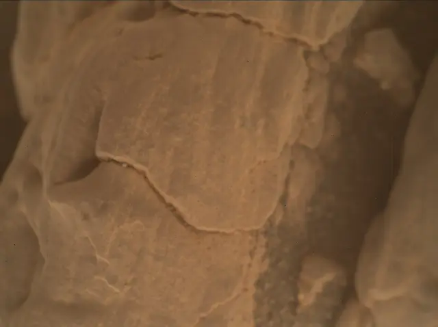 Sol 2942: Mars Hand Lens Imager (MAHLI)