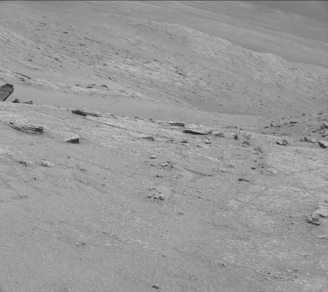 Sol 2943: Mast Camera (Mastcam)
