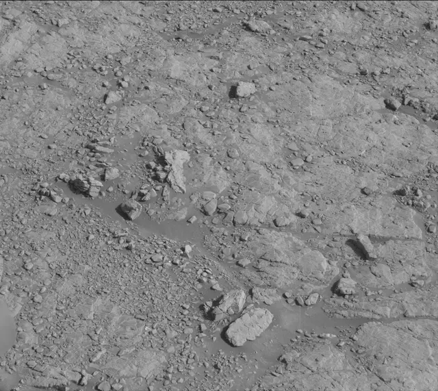 Sol 2943: Mast Camera (Mastcam)