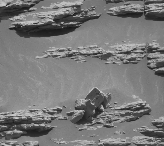 Sol 2943: Mast Camera (Mastcam)