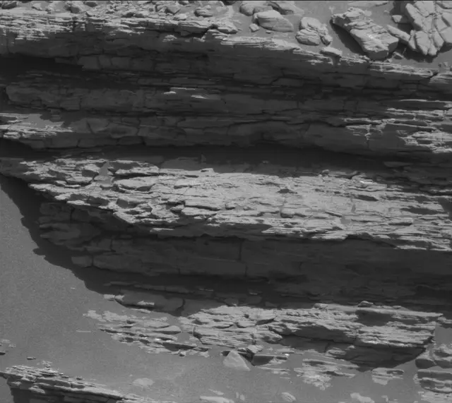 Sol 2943: Mast Camera (Mastcam)