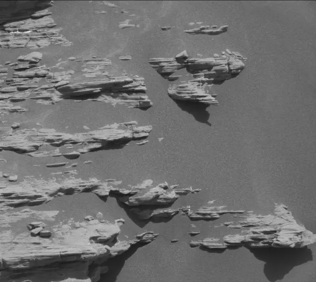 Sol 2943: Mast Camera (Mastcam)