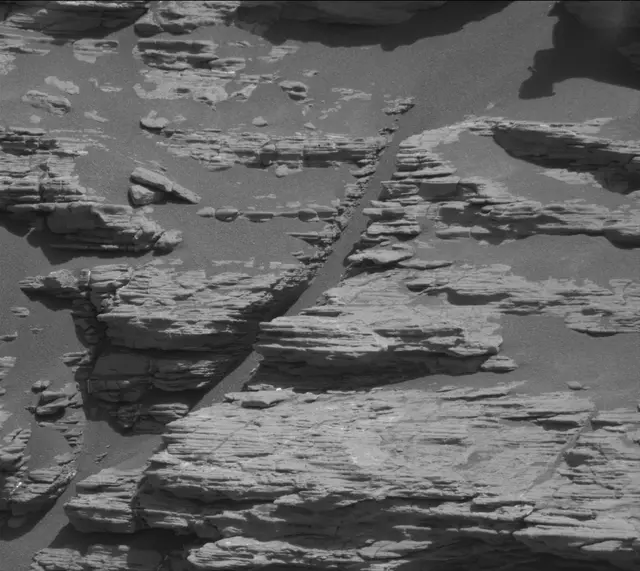 Sol 2943: Mast Camera (Mastcam)