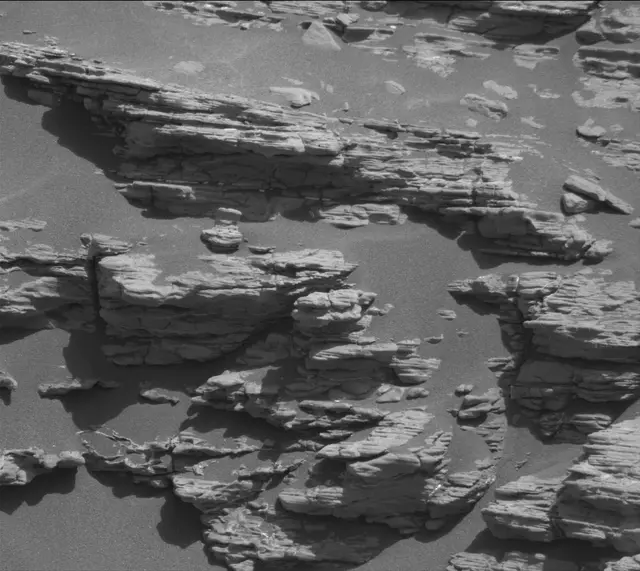 Sol 2943: Mast Camera (Mastcam)