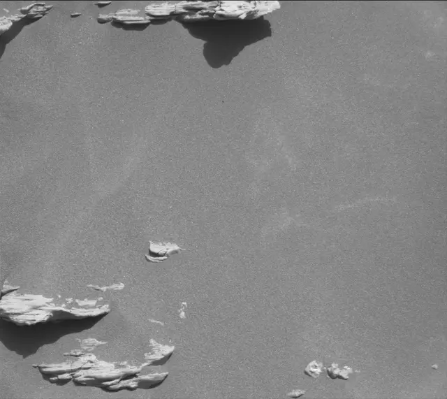 Sol 2943: Mast Camera (Mastcam)