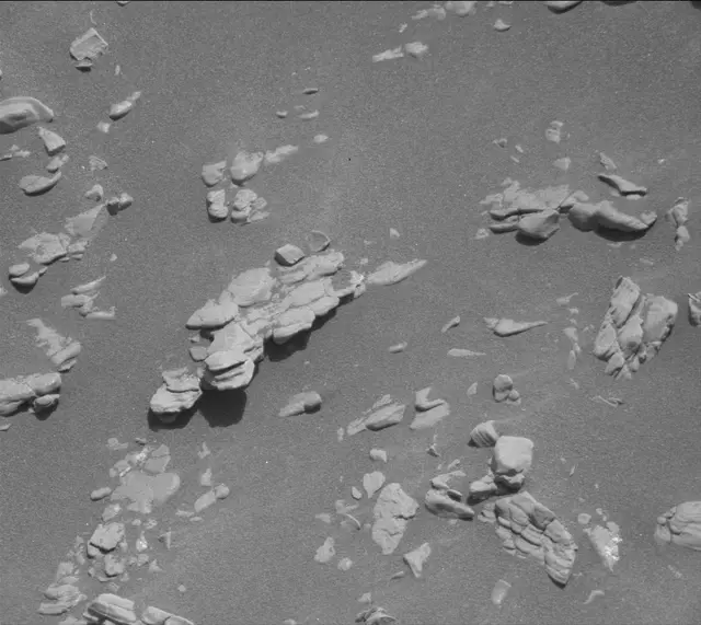 Sol 2943: Mast Camera (Mastcam)