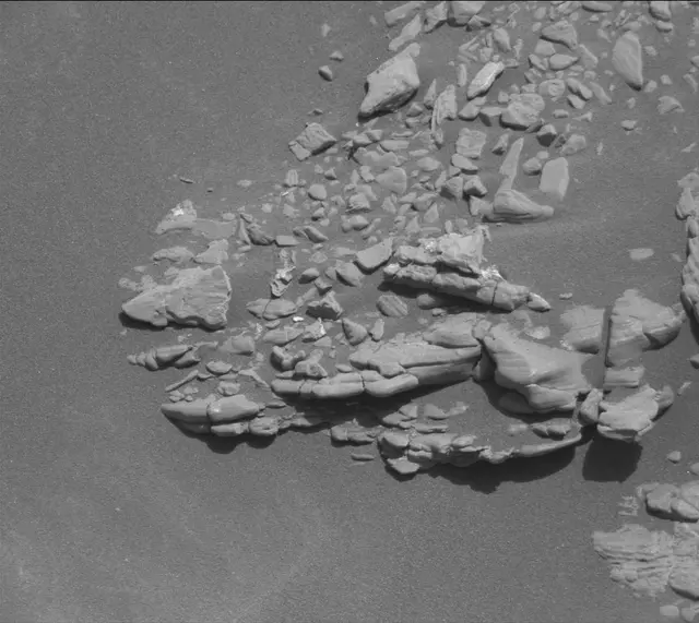 Sol 2943: Mast Camera (Mastcam)