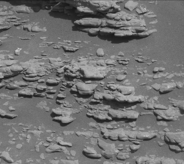 Sol 2943: Mast Camera (Mastcam)