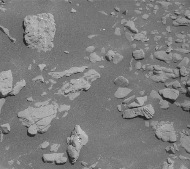 Sol 2943: Mast Camera (Mastcam)