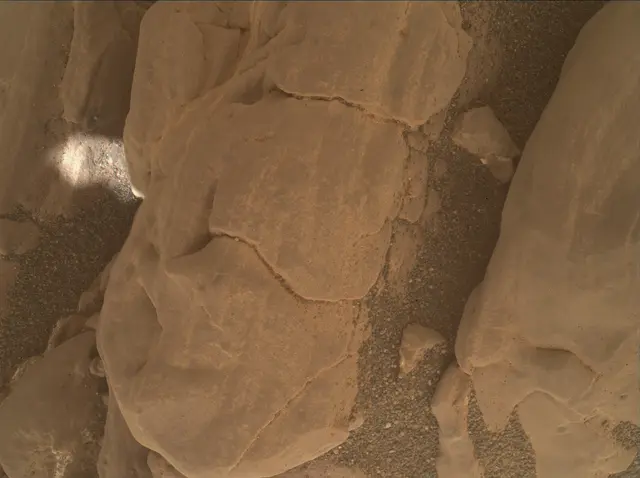 Sol 2943: Mars Hand Lens Imager (MAHLI)