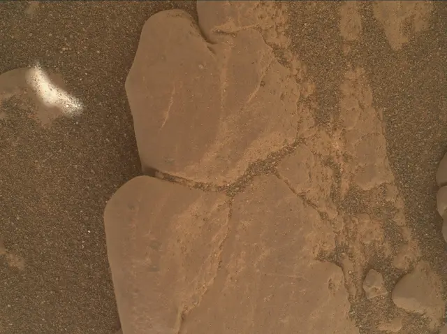 Sol 2943: Mars Hand Lens Imager (MAHLI)
