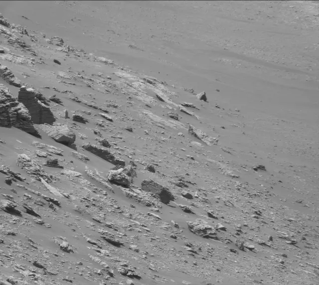 Sol 2945: Mast Camera (Mastcam)