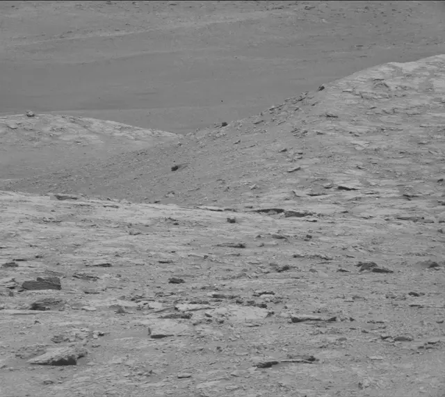 Sol 2945: Mast Camera (Mastcam)