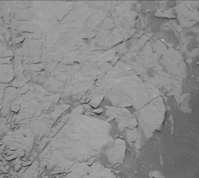 Sol 2945: Mast Camera (Mastcam)