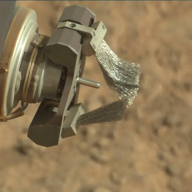 Sol 2945: Mast Camera (Mastcam)