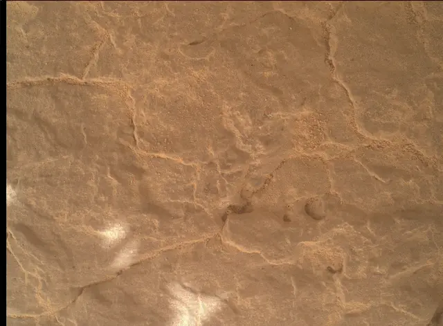 Sol 2945: Mars Hand Lens Imager (MAHLI)