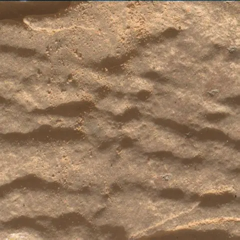 Sol 2945: Mars Hand Lens Imager (MAHLI)
